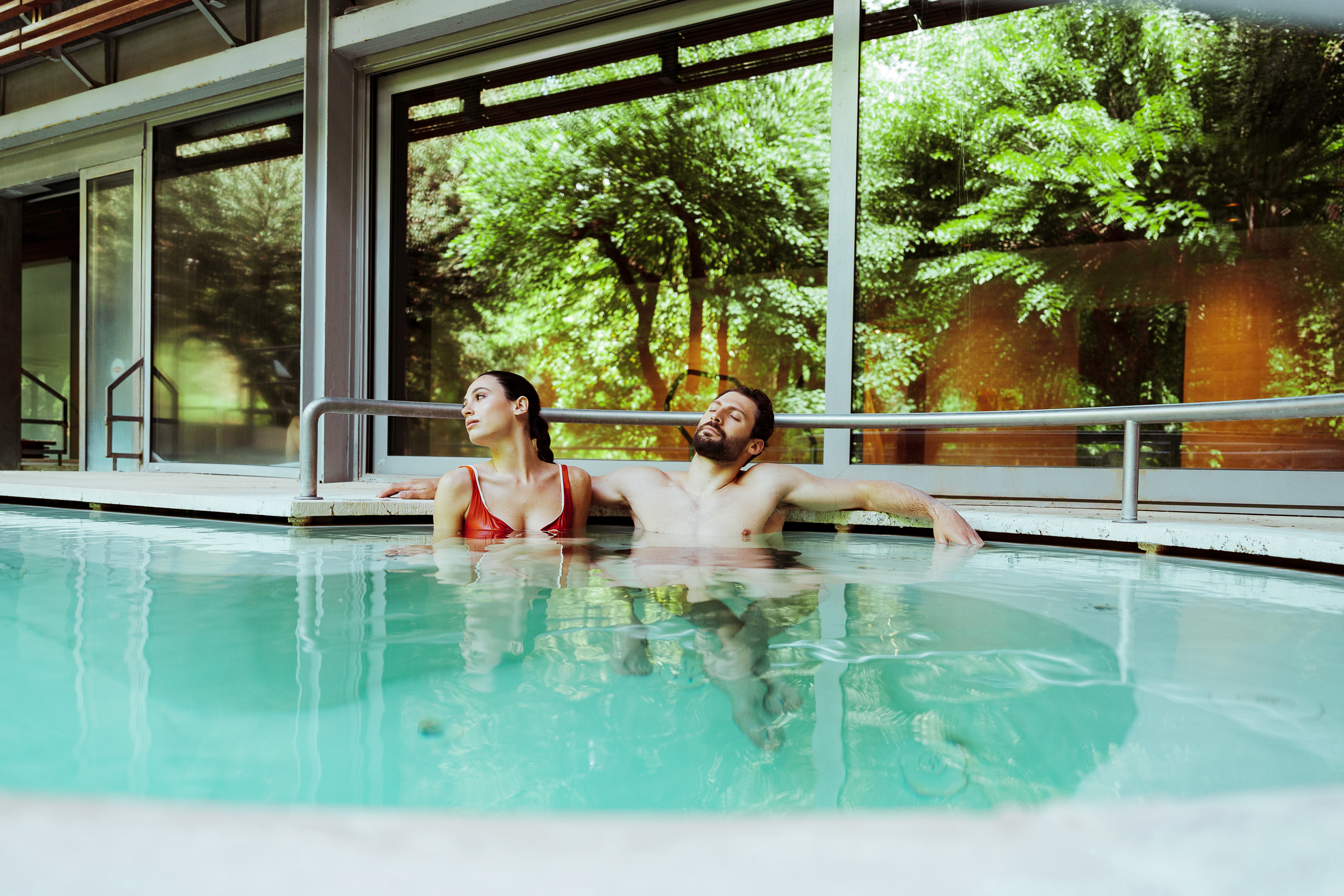 sensoriali piscina outdoor con modelli (6)